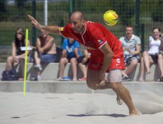 Bájný „Dino“ Jan Koller se vrátil do reprezentace! A za národní tým beachsocceru dal první gól!